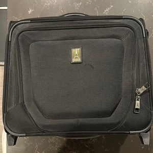 (TRAVELPRO) 16in. Carry-on rolling tote